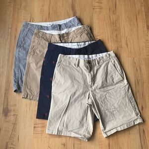 Four pairs of Old Navy Men’s Shorts Size 31
